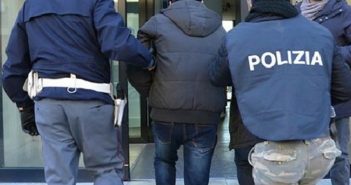 المغرب يفك لغز مقتل صحافي هولندي فضحت تحقيقاته عصابات الاتجار في المخدرات