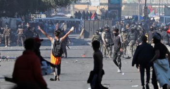 مقتل متظاهر خلال هجوم على خيام المحتجين في جنوب العراق