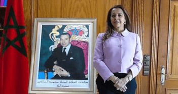 السفيرة توضح عمل خلية الأزمة المغربية في إسبانيا
