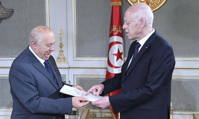 ئيس لجنة الدستور في تونس، الصادق بلعيد