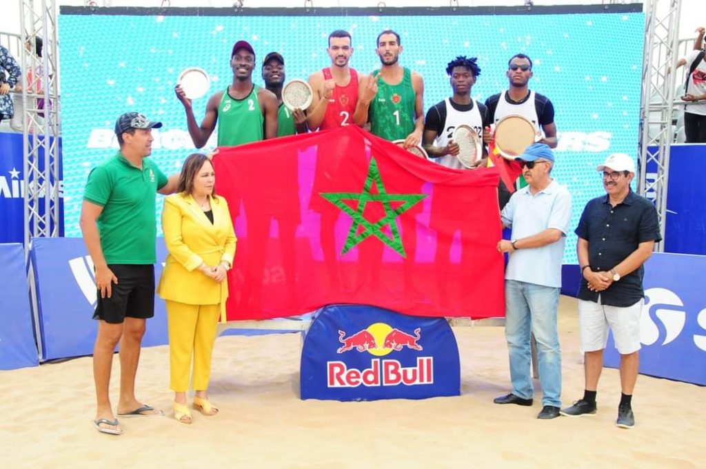 البطولة الإفريقية للكرة الطائرة الشاطئية بأكادير.. تتويج المنتخب الوطني (سيدات-رجال) باللقب
