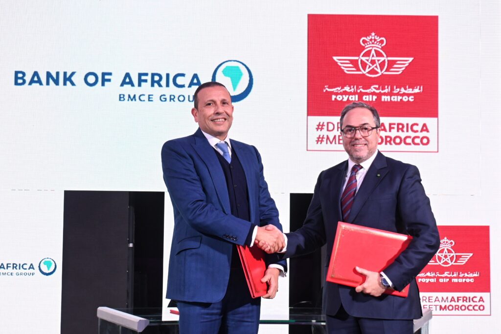 - أول تجربة من نوعها في المغرب وخطوة هامة في مجال التعاون بين قطاعي النقل الجوي والخدمات البنكية