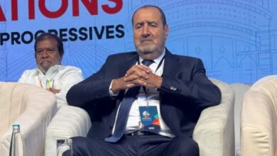 إدريس لشكر، الكاتب الأول للاتحاد الاشتراكي للقوات الشعبية، خلال مؤتمر التحالف